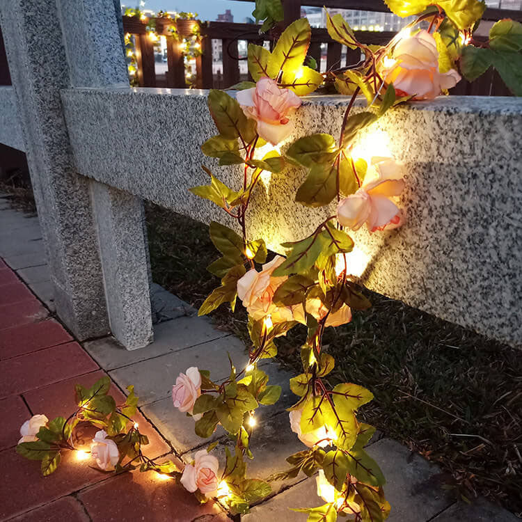 Wodoodporna lampa zewnętrzna LED z łańcuchem świetlnym w kształcie róż