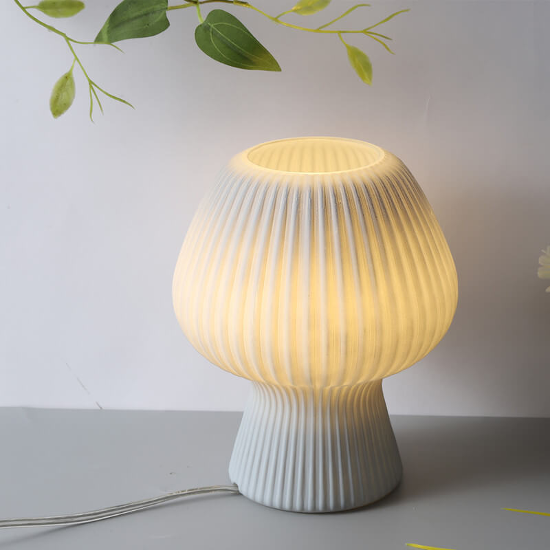Minimalistyczne oświetlenie nocne lampka grzybek