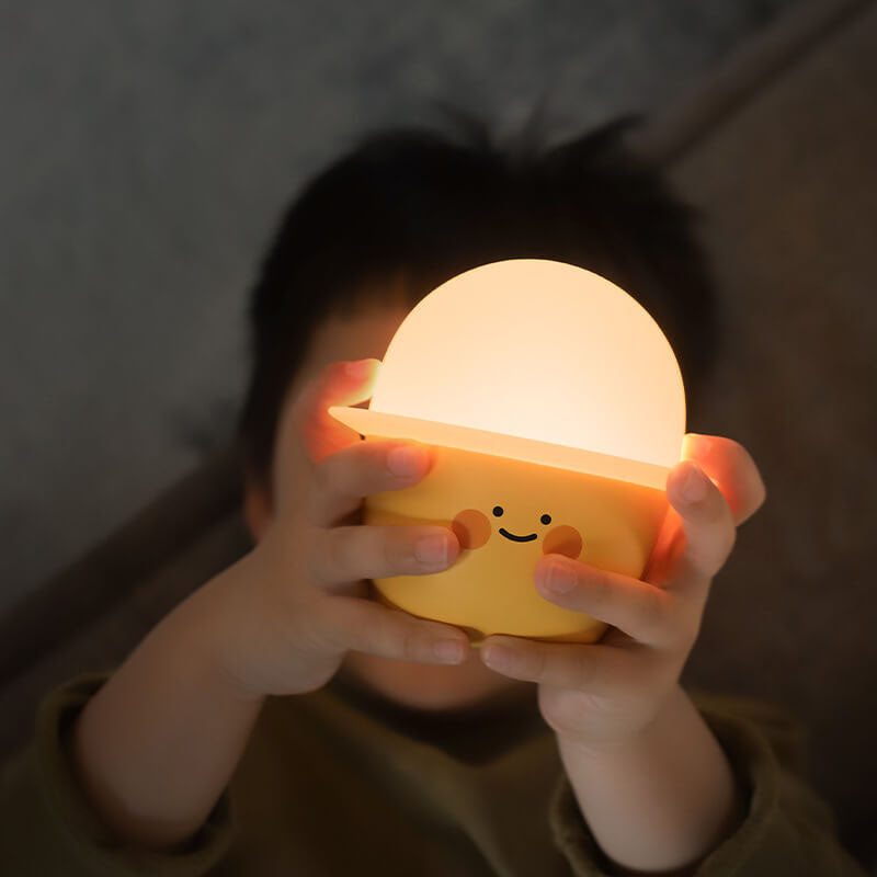 Urocza lampka nocna LED z miękkim delikatnym światłem