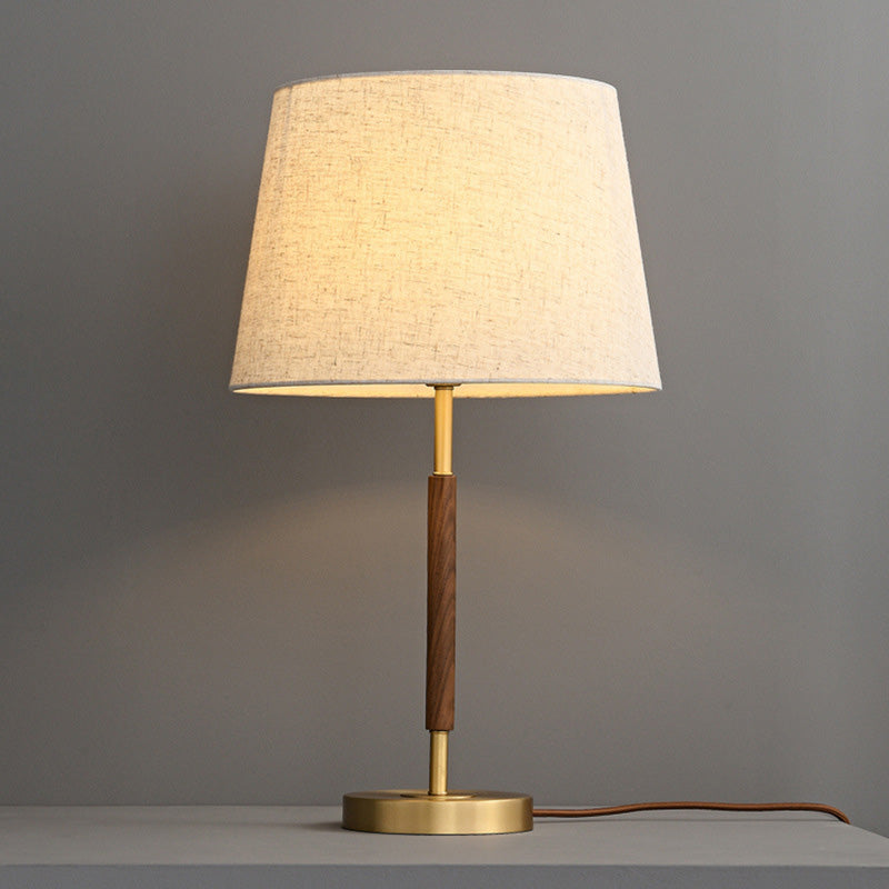 Retro cylindryczna lampka stołowa nocna metaliczne wykończenie