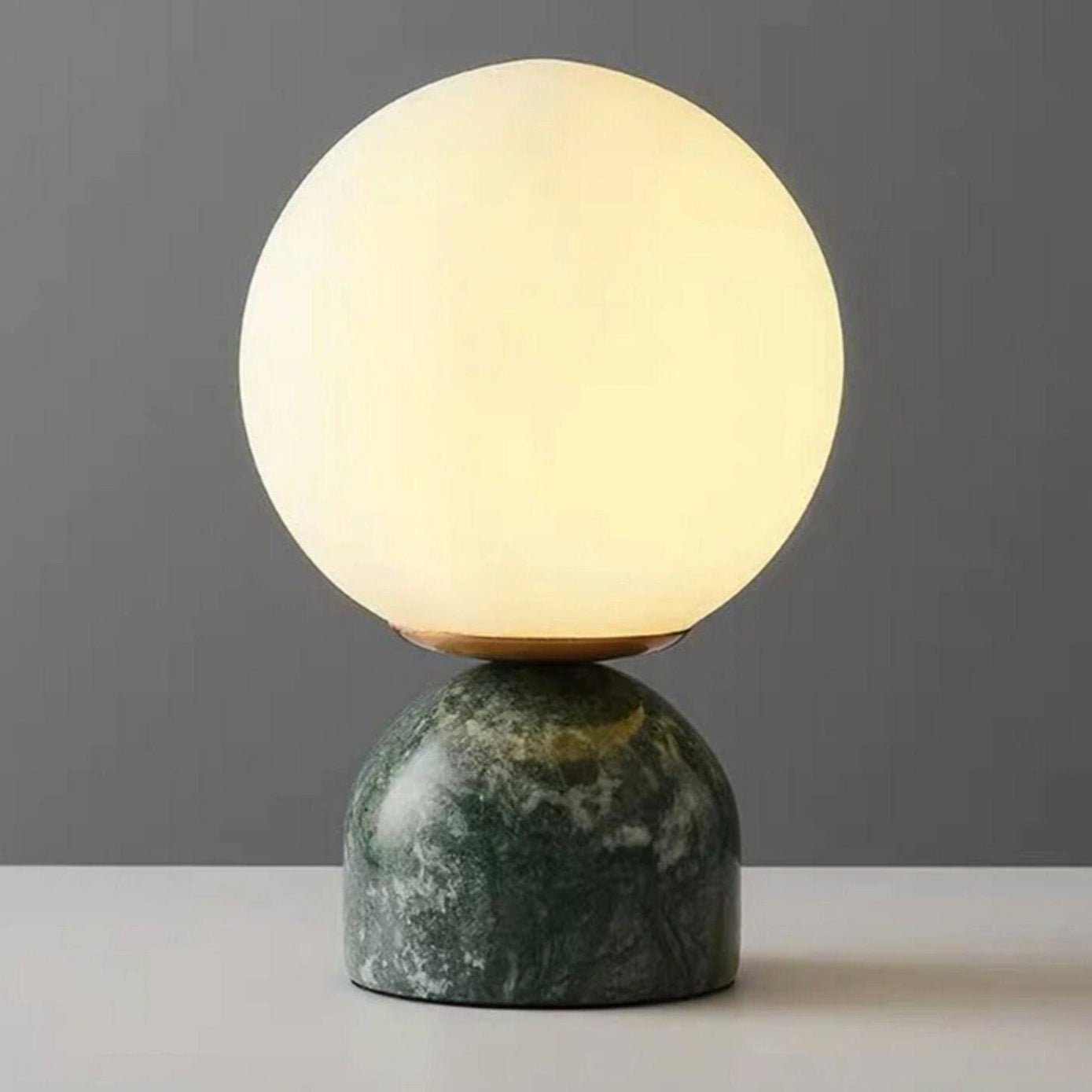 Nowoczesna lampa stołowa Orb Glow Kompaktowe światło otoczenia