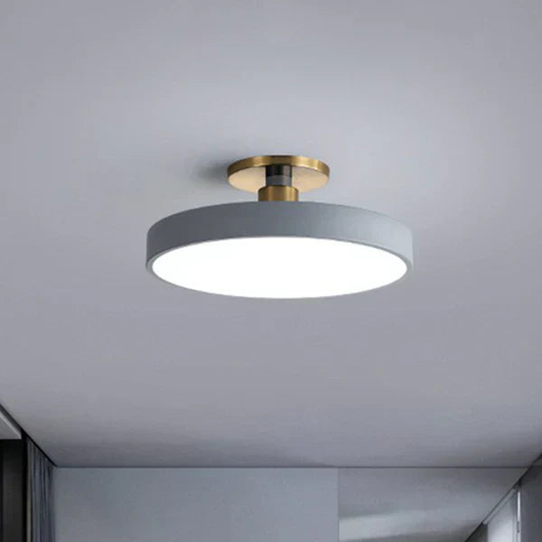 Elegancka spiralna lampa sufitowa LED z akrylu do nowoczesnych wnętrz
