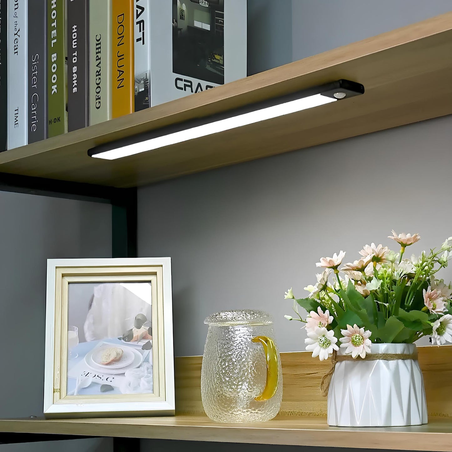 Magnetic Wireless LED Light Bar with Motion Sensor