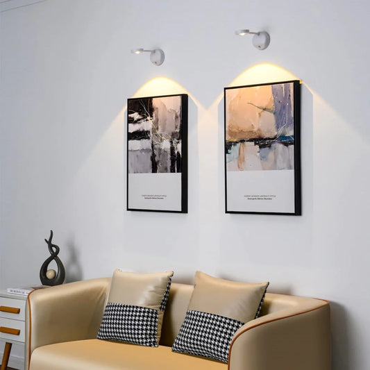 Bezprzewodowy reflektor LED z czujnikiem ruchu, obrotem o 360° i uchwytem magnetycznym
