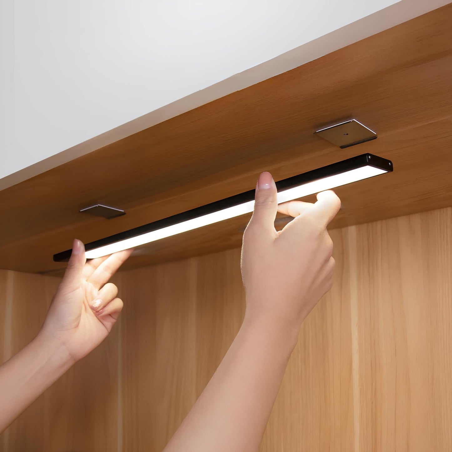 Magnetic Wireless LED Light Bar with Motion Sensor