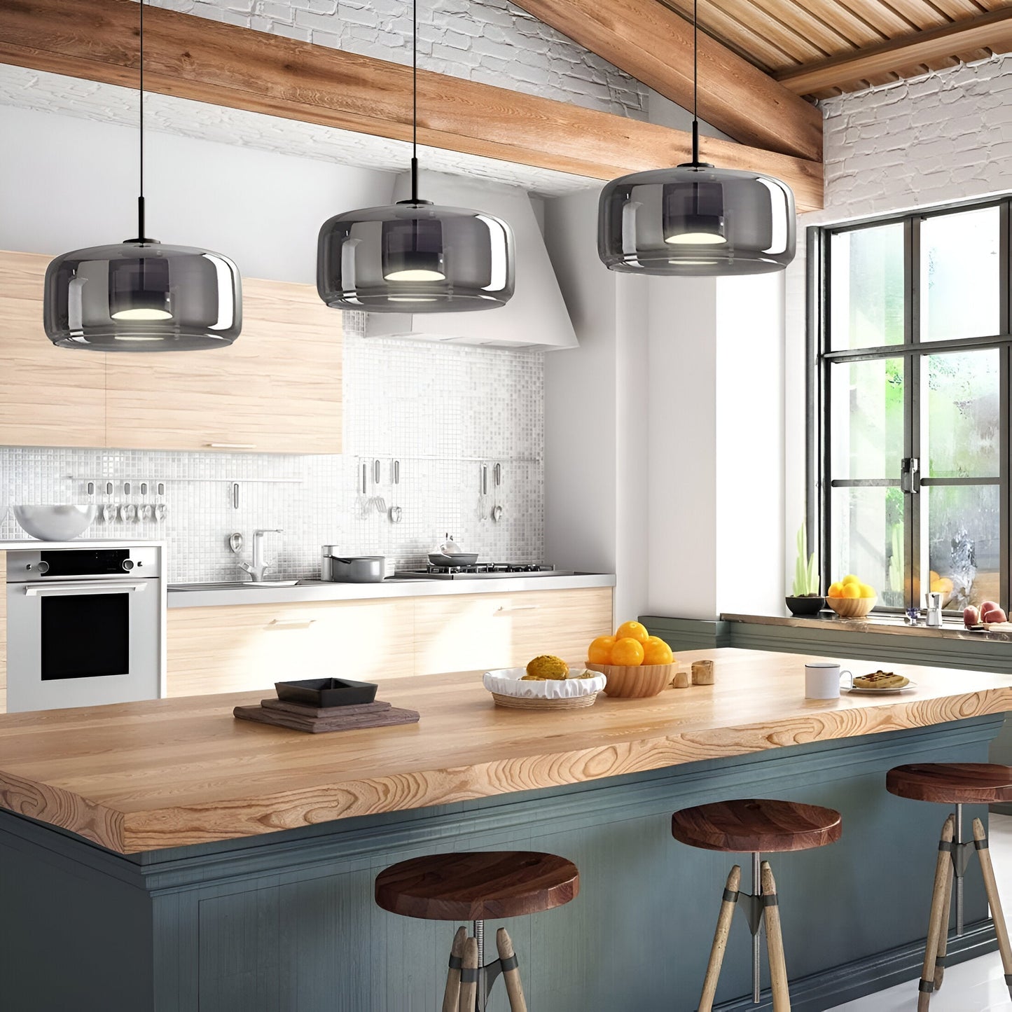 Lampa wisząca w stylu mid-century z trzema kloszami i regulowanymi przewodami