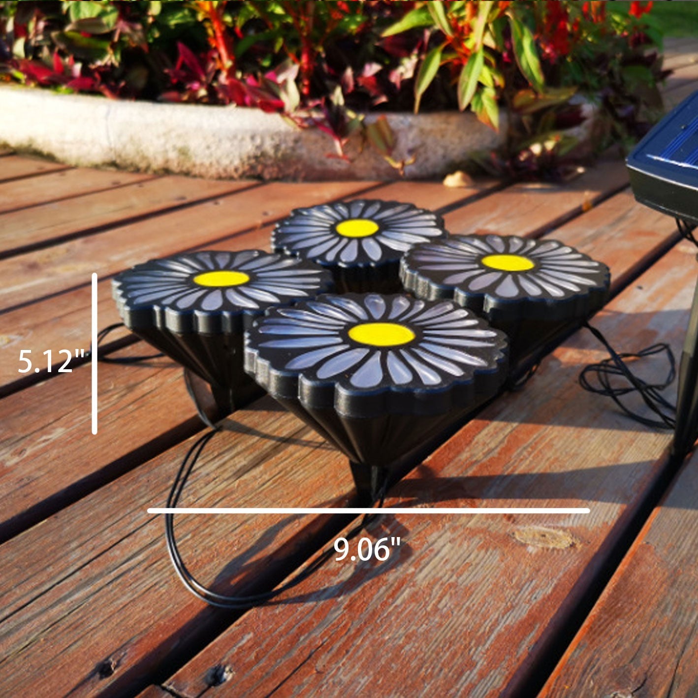 Nowoczesna lampka ogrodowa Daisy Solar String Lights do ogrodu