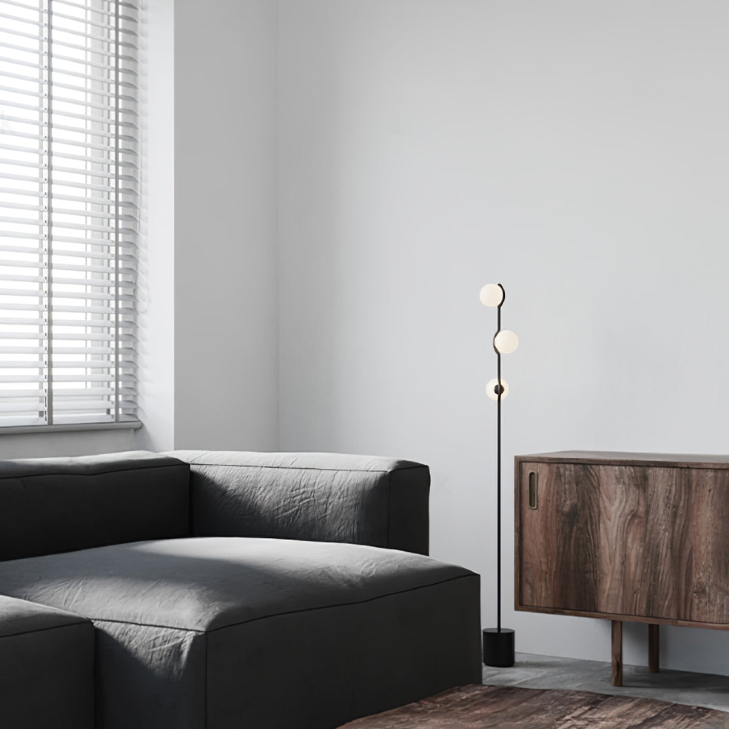 Lampa podłogowa Norvia