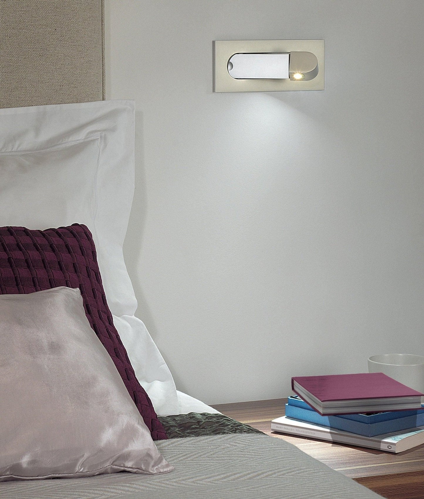 Kinkiet LED przy łóżku regulowana lampka do czytania z elastycznym ramieniem