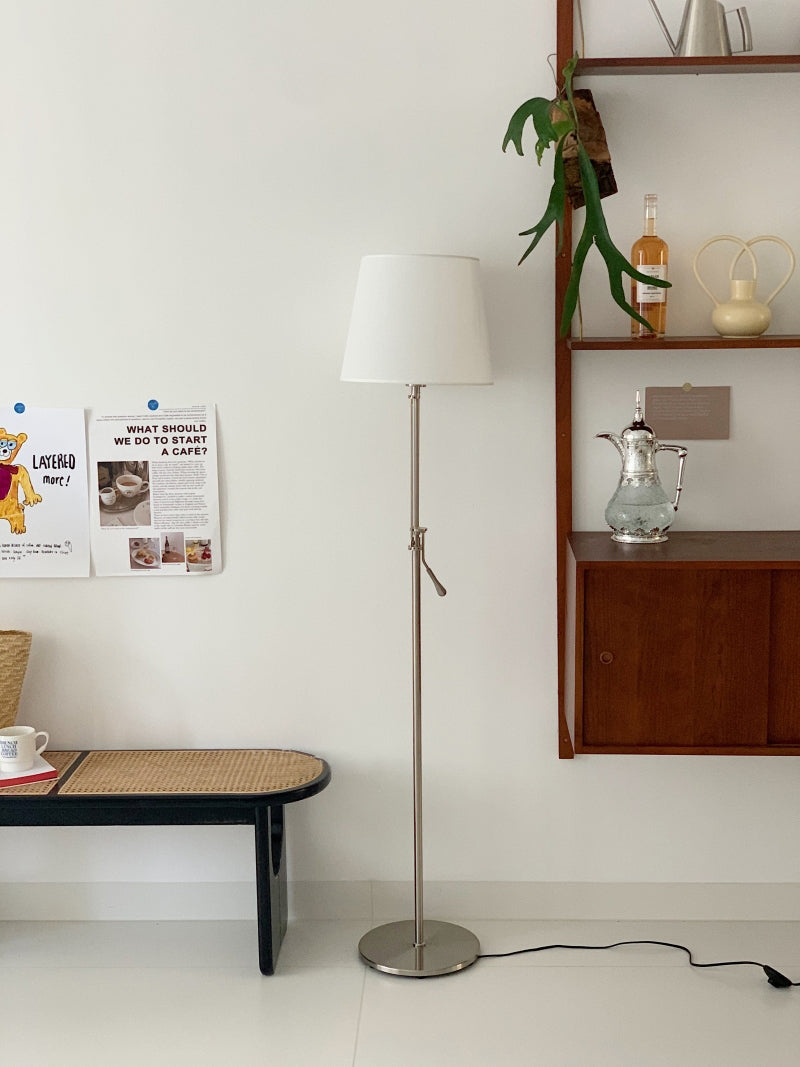 Lampa podłogowa Loneria