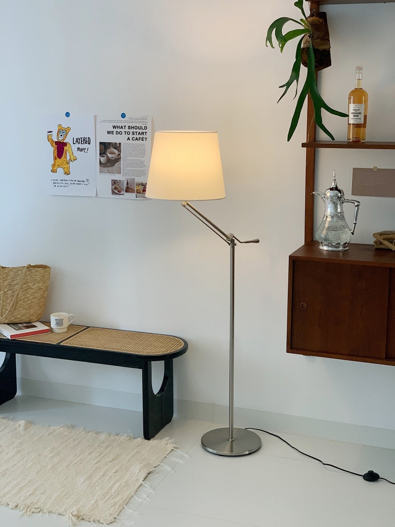 Lampa podłogowa Loneria