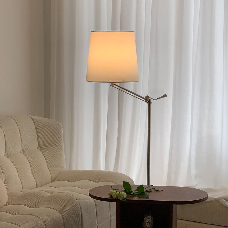Lampa podłogowa Loneria