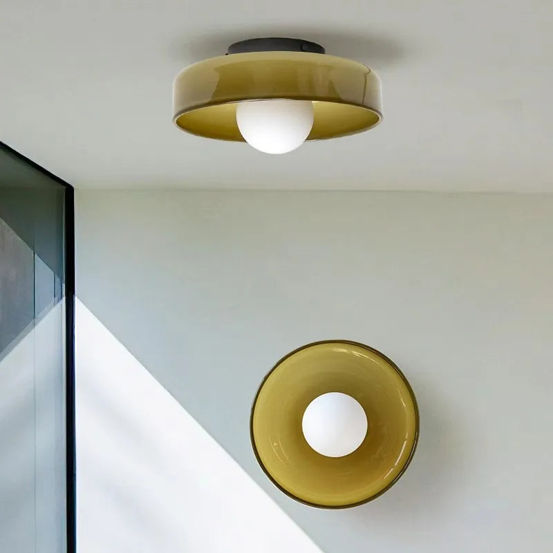 Smukła szklana lampa sufitowa do miękkiego światła – Skandynawski design i delikatne światło LED