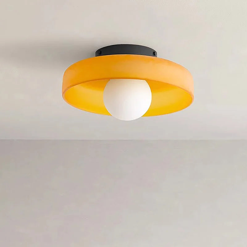 Smukła szklana lampa sufitowa do miękkiego światła – Skandynawski design i delikatne światło LED