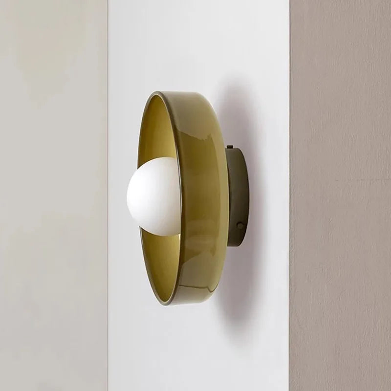 Smukła szklana lampa sufitowa do miękkiego światła – Skandynawski design i delikatne światło LED