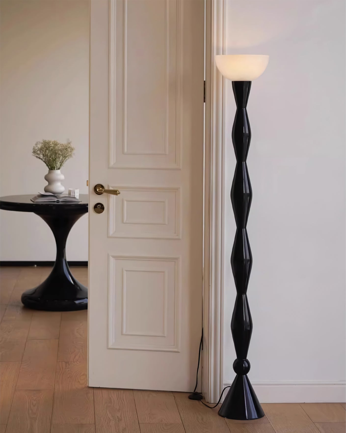 Lampa podłogowa Virela