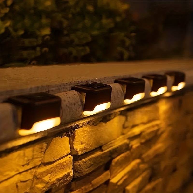 Bezprzewodowa lampa ścienna LED na zewnątrz, z czujnikiem zmierzchu i świtu