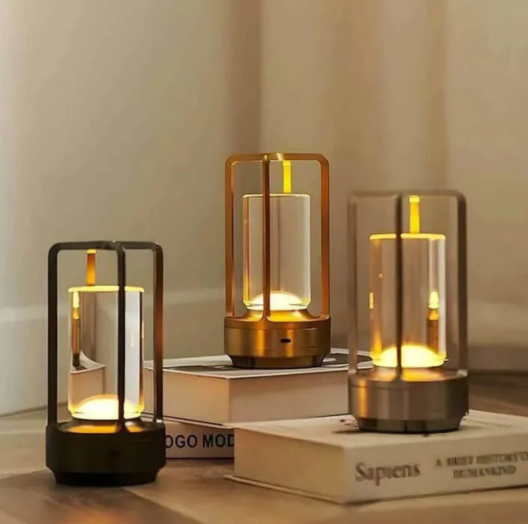 Smukła bezprzewodowa lampa LED stołowa ze ściemnianiem