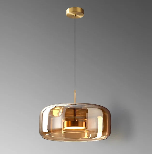 Wyrafinowana szklana lampa wisząca do nowoczesnych wnętrz