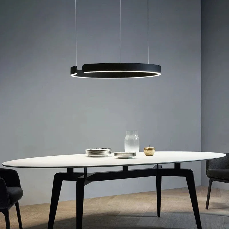 Jasna okrągła lampa wisząca LED do eleganckiego domu