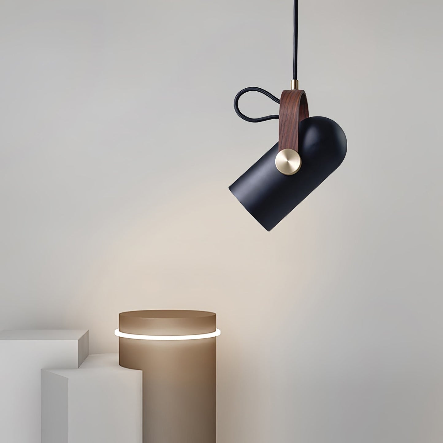 Stylowa lampa wisząca w marynistycznym stylu do salonu i loftu