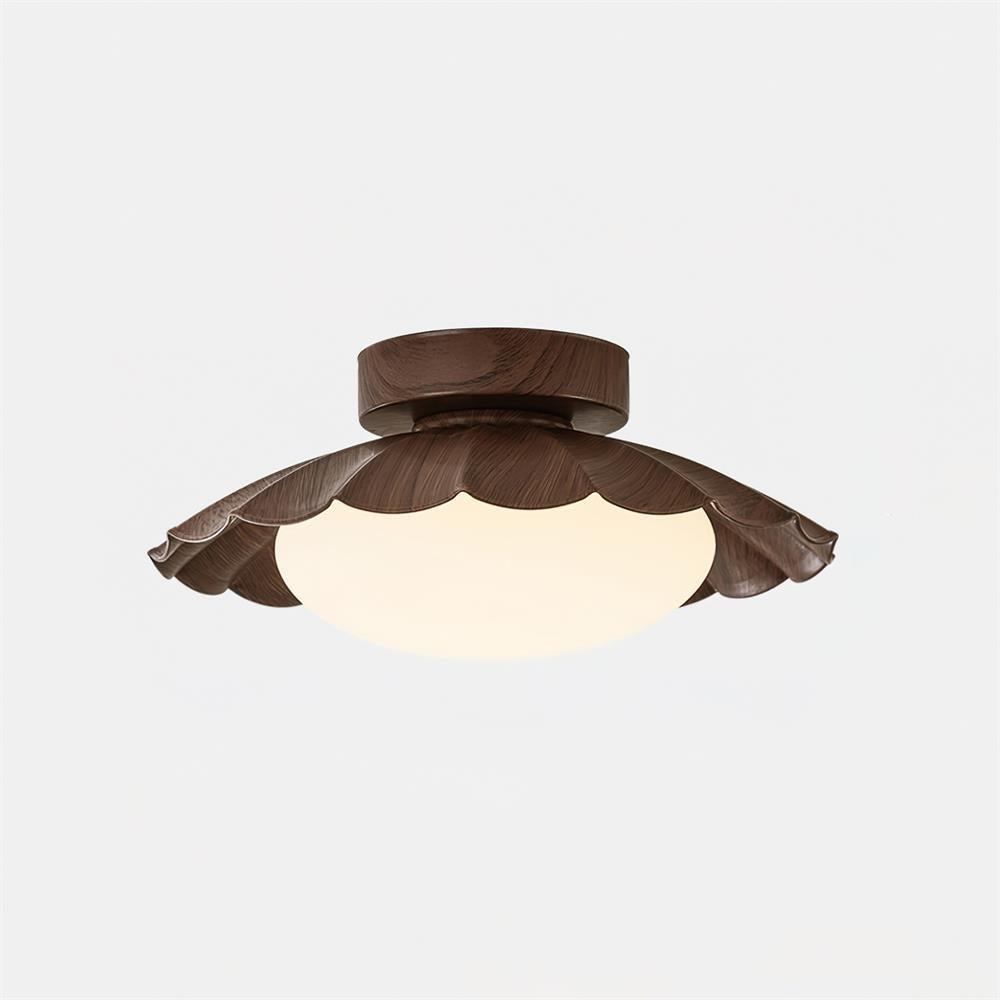 Lampa sufitowa w stylu „falistych chmur”