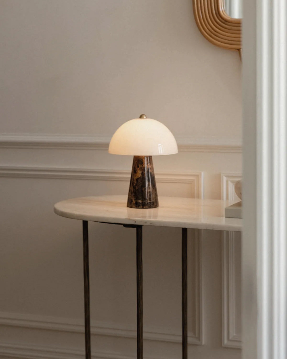 Lampa stołowa Belvaro