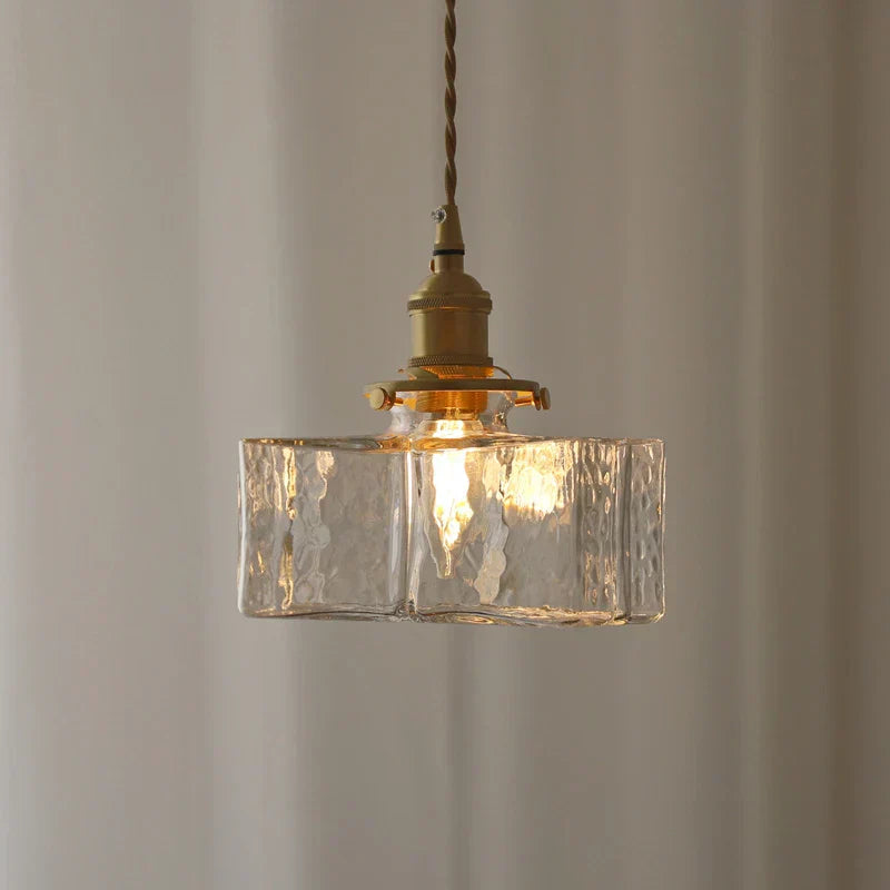 Lampa Wisząca w Stylu Antycznym