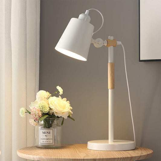 Minimalistyczna lampka nocna do sypialni w stylu skandynawskim z oświetleniem LED