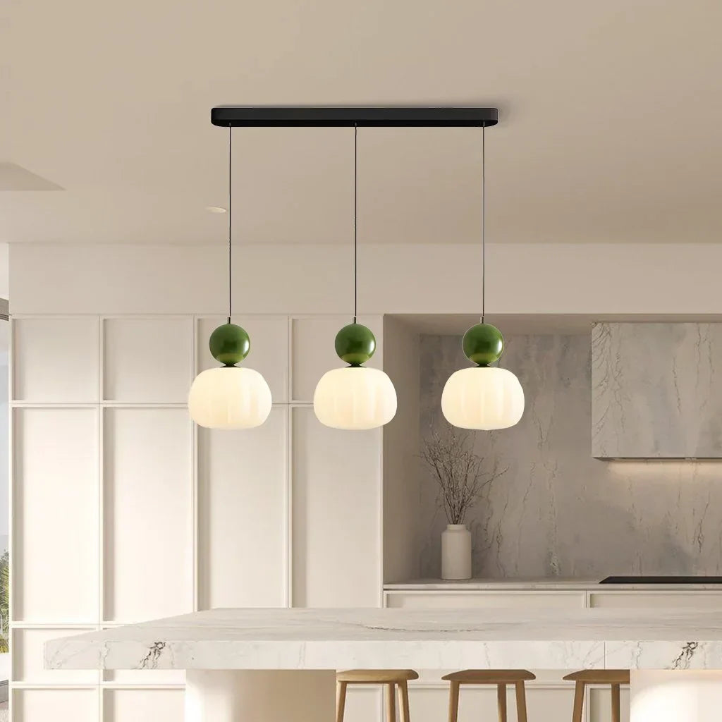 Szklana lampa wisząca Sphere do nowoczesnych wnętrz