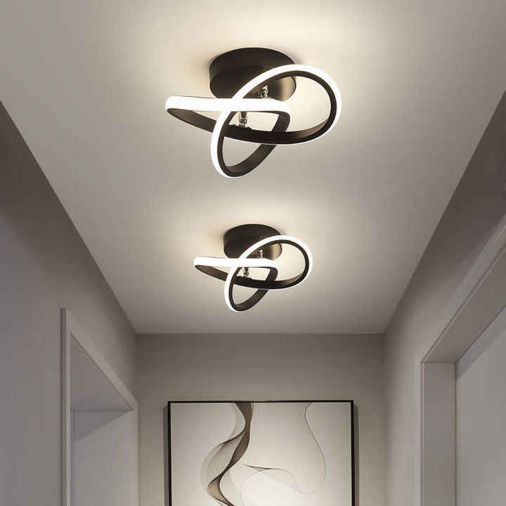 Atrakcyjna wizualnie regulowana lampa sufitowa z trzema pierścieniami do nowoczesnych wnętrz