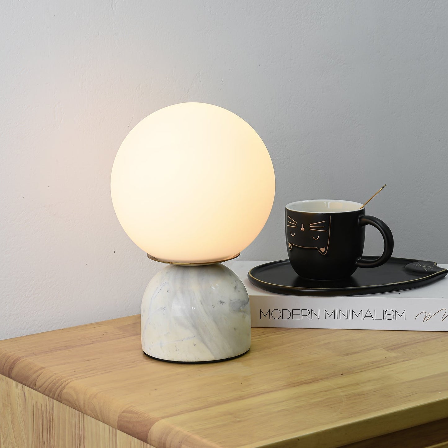 Nowoczesna lampa stołowa Orb Glow Kompaktowe światło otoczenia