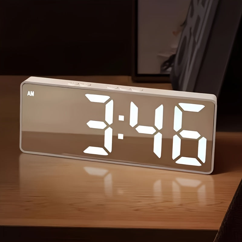Dużym wyświetlaczem zegar lustrze LED zi funkcją drzemki