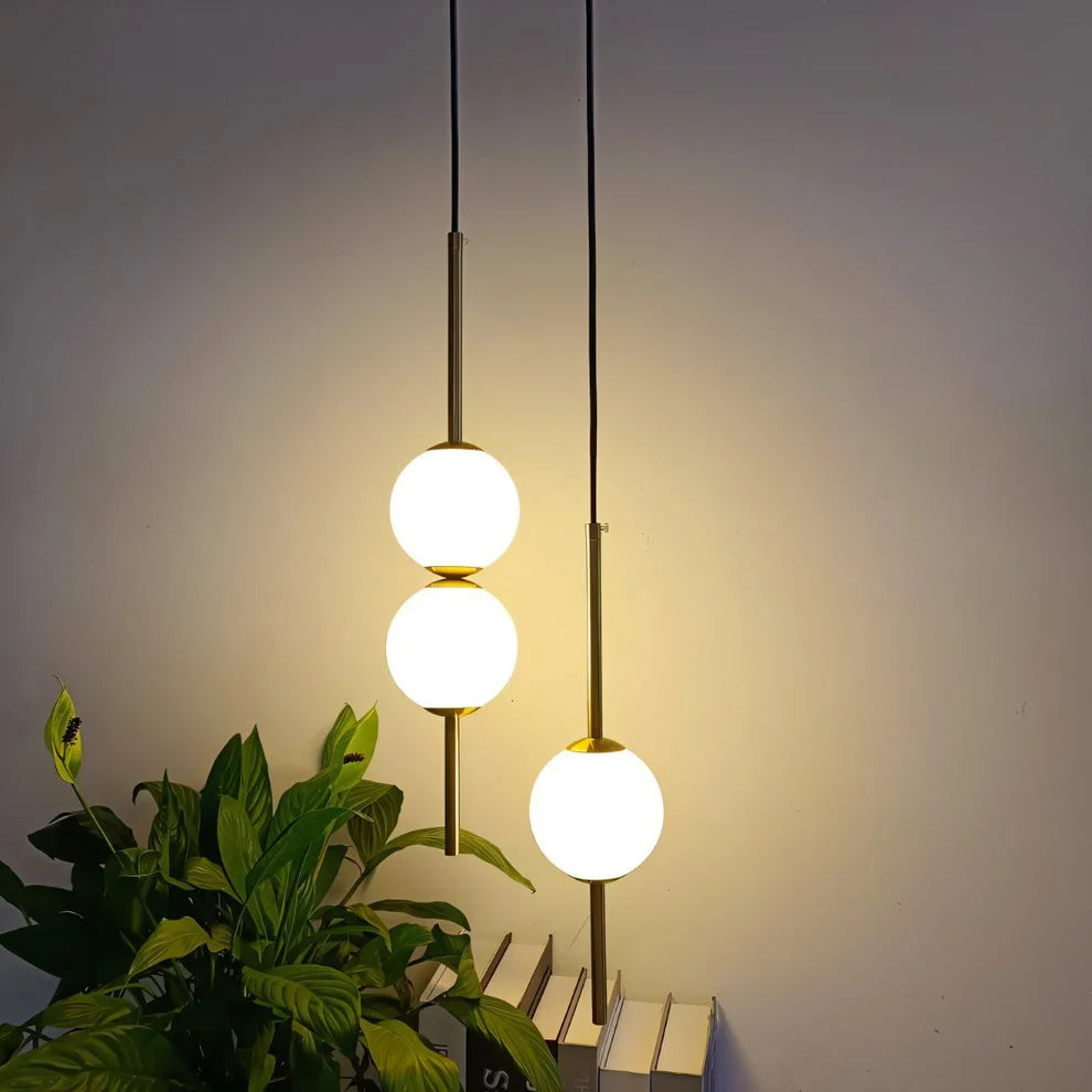 Minimalistyczna skandynawska okrągła lampa wisząca