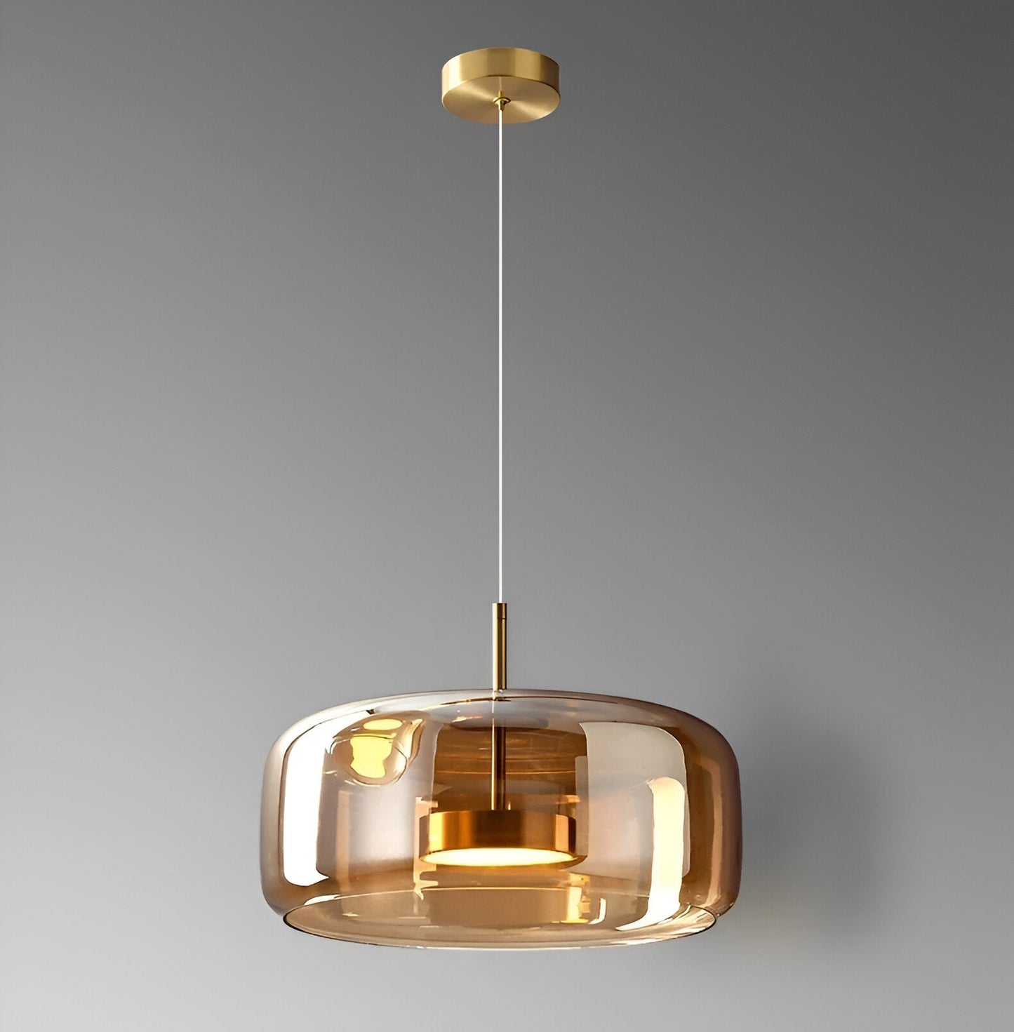 Lampa wisząca w stylu mid-century z trzema kloszami i regulowanymi przewodami