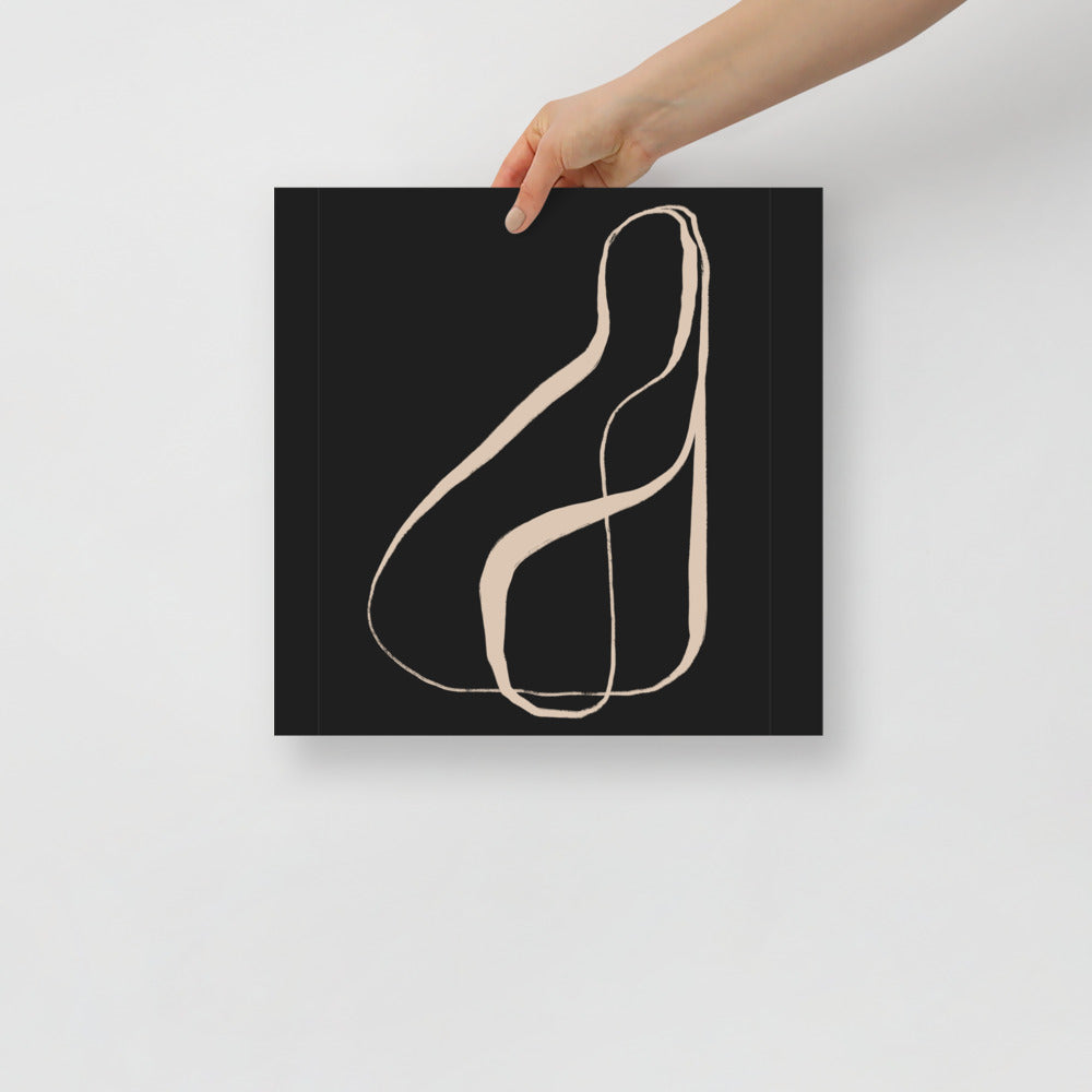 Grafika ścienna z motywem kaligrafii – minimalistyczny projekt typograficzny