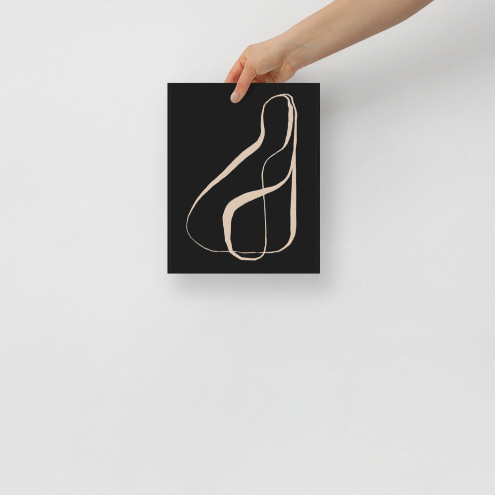 Grafika ścienna z motywem kaligrafii – minimalistyczny projekt typograficzny