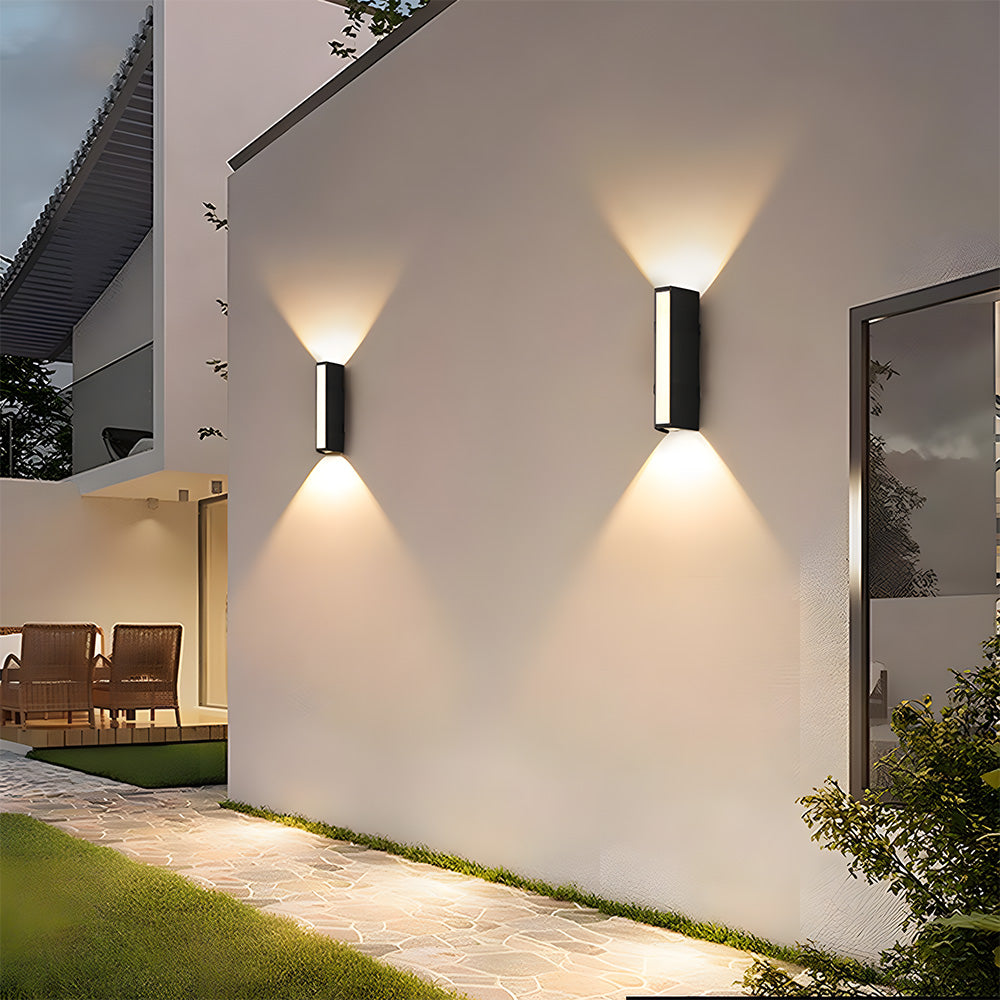 Architektoniczna Smukła pionowa lampa LED zewnętrzna