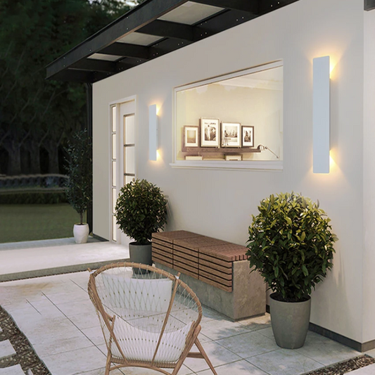 Minimalistyczna Smukła Zewnętrzna LED Lampa Ścienna