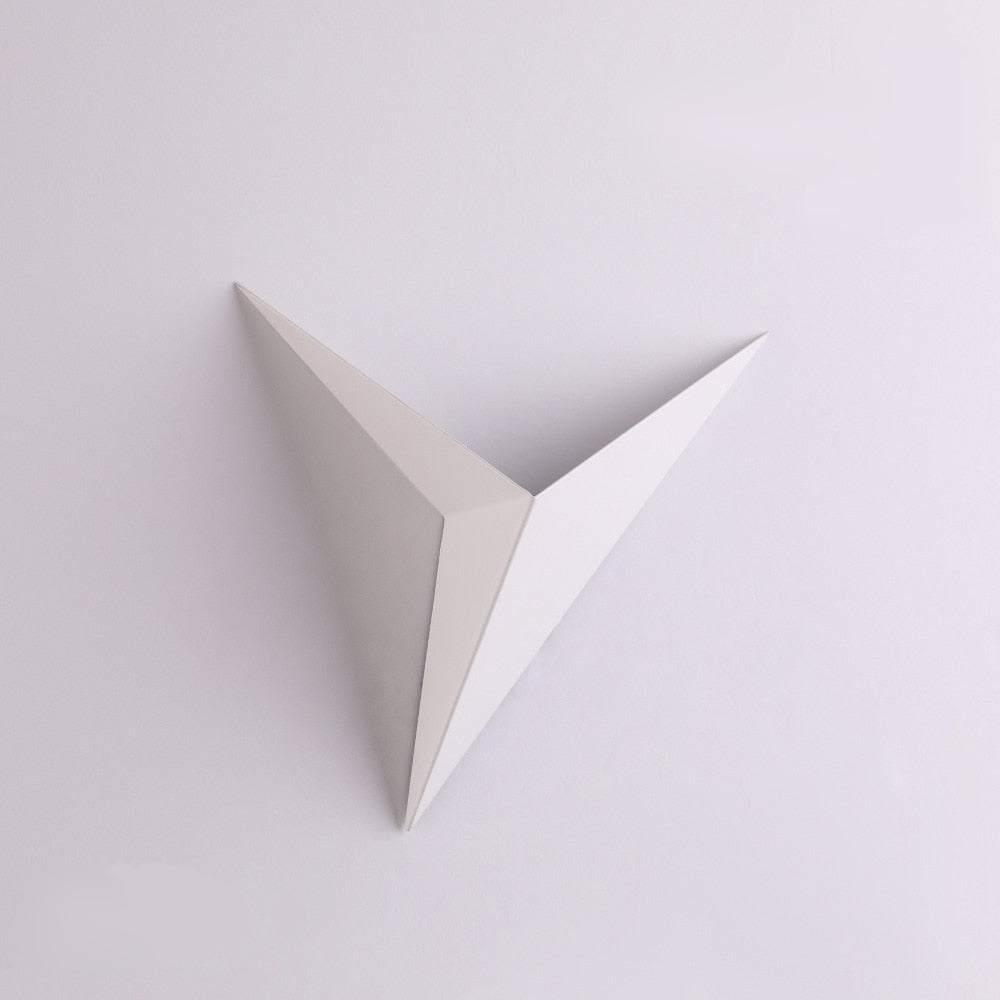 Minimalist wall lamp in the shape of a triangle with the option of warm or cool light