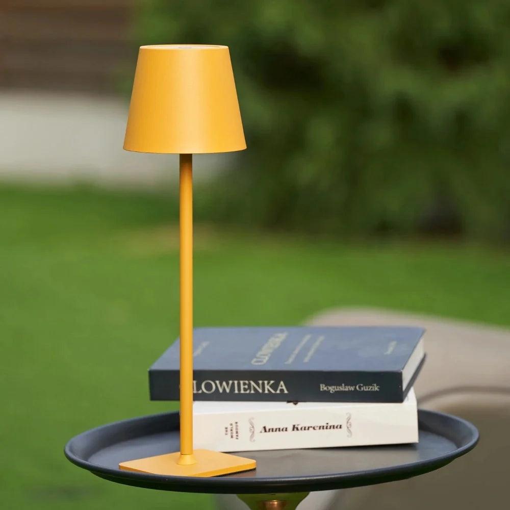 Bezprzewodowa lampa stołowa LED z dotykowym sterowaniem i akumulatorem